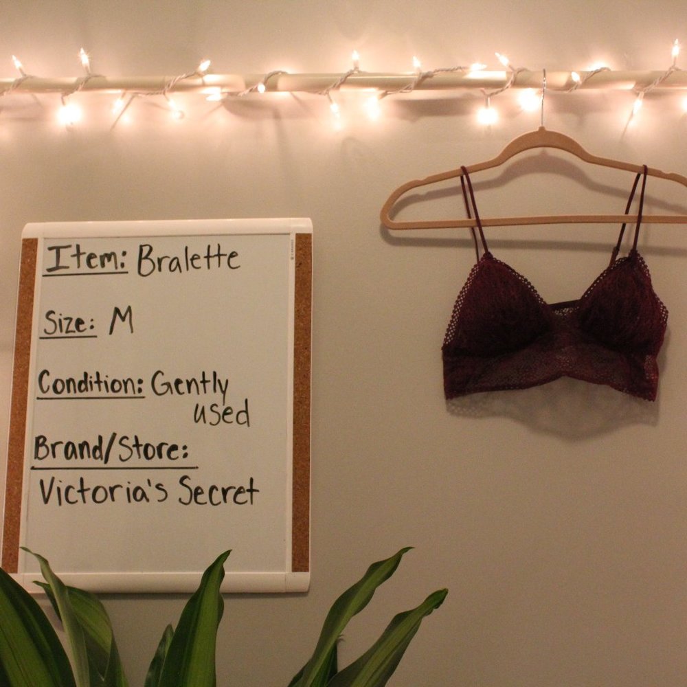 Victoria's Secret Bralette Size M